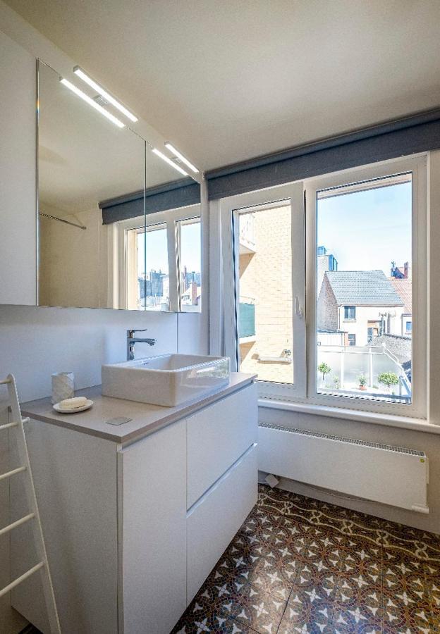 O-Sea House: Herenwoning In Belle Epoque Wijk Te Oostende Eksteriør billede